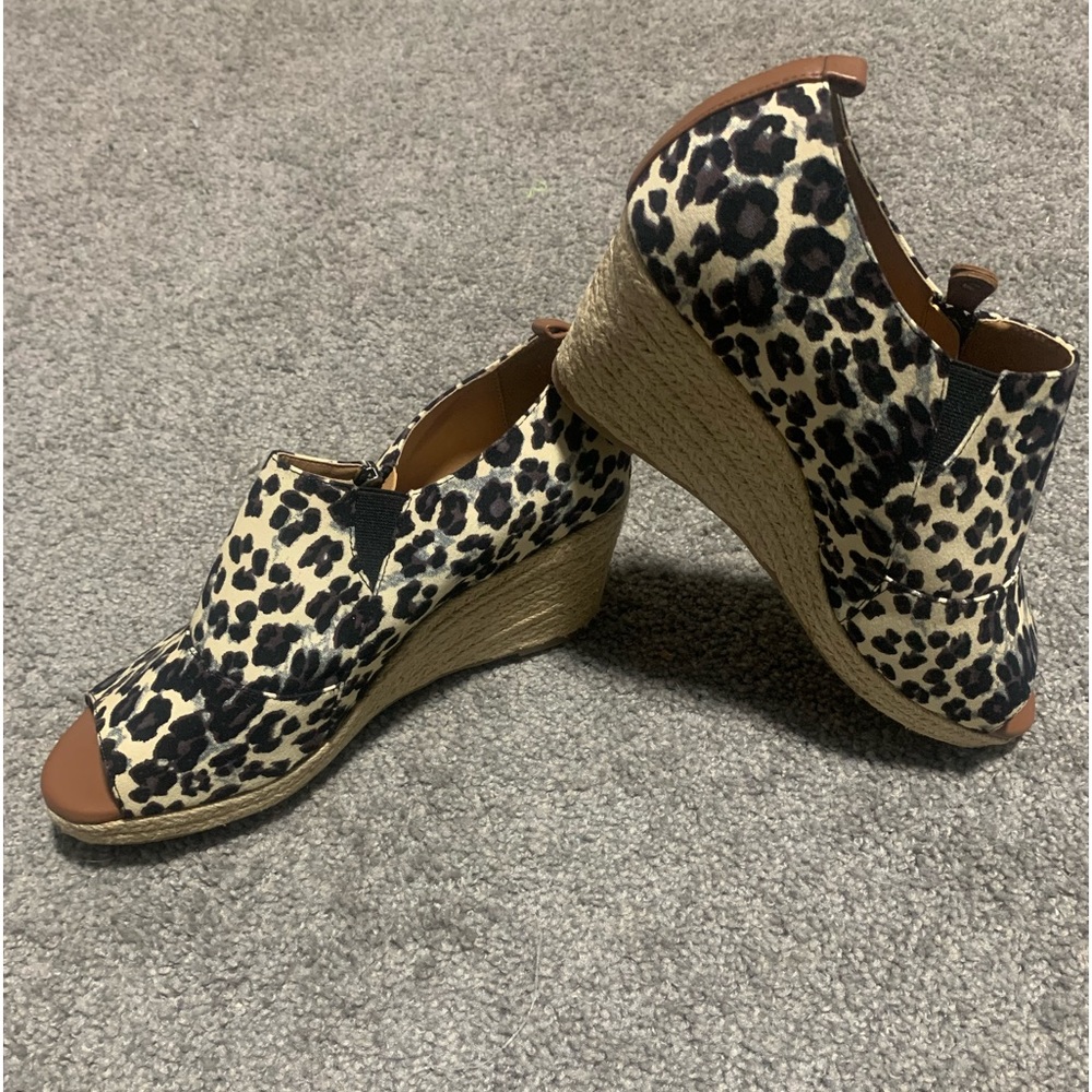 Leopard wedge espadrille size 11 new never worn